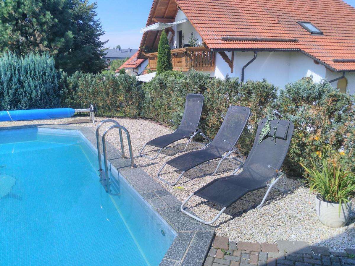 Ferienwohnung Und Pension Guertler Mohlsdorf Eksteriør bilde